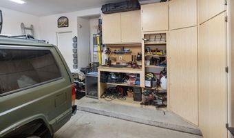 10909 W CHASE Ln, Avondale, AZ 85323