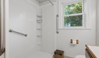 380 Angell Rd, North Providence, RI 02904
