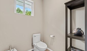 1346 Diamond Dr, Arcata, CA 95521