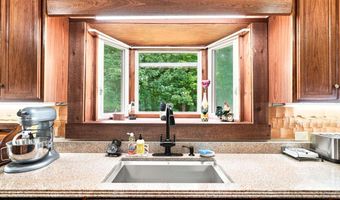 116 Hidden Cove Dr, Ball Ground, GA 30107