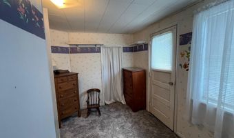 831 N River Ave, Alma, MI 48801