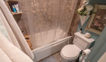 1208 Bellaire, Andrews, TX 79714
