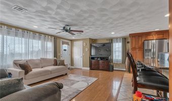 10 Mecca St, North Providence, RI 02904