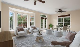 417 CLAYTON Ln, Alexandria, VA 22304