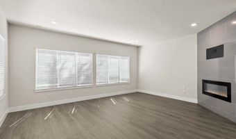 3812 194th Ln SE, Bothell, WA 98012