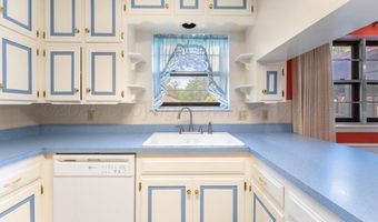 4915 YALE St, Amarillo, TX 79109