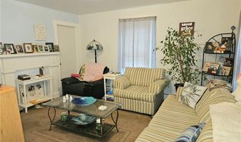 1 Side Hill St, Hopkinton, RI 02832