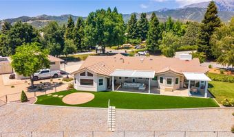 13288 Oak Crest Dr, Yucaipa, CA 92399