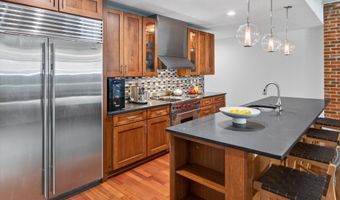 1600 CLARENDON Blvd W107, Arlington, VA 22209