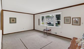 644 Berkeley Ave, Beachwood, NJ 08722