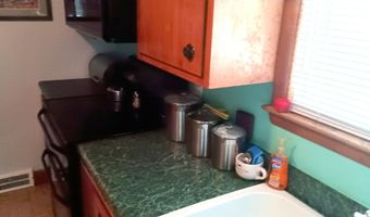 15076 Harrison Ave, Allen Park, MI 48101