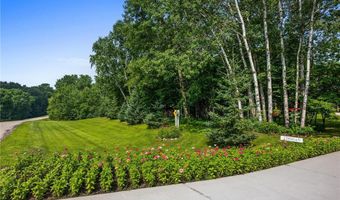 615 Woodsmen Dr NE, Alexandria, MN 56308