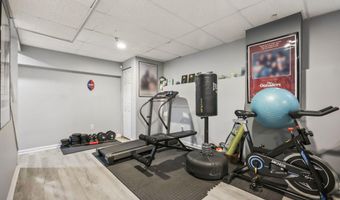 46 Hyer Ct, Aberdeen, NJ 07747