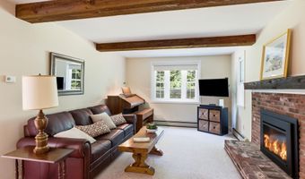 16 Williamsburg Dr, Amherst, NH 03031