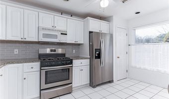 2 Stevenson Way, Narragansett, RI 02882