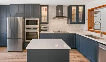 8647 Circle R Vly, Escondido, CA 92026