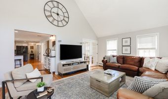 35 Christopher Dr, Attleboro, MA 02703