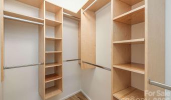 108 Truman Pl, Asheville, NC 28803