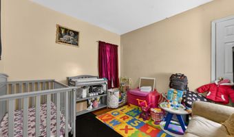 38 Center St, Bristol, CT 06010