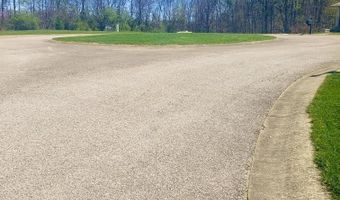 507 Crooked Stick Dr, Bedford, IN 47421