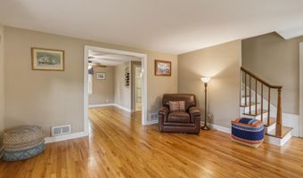 106 Academy St, Bristol, CT 06010