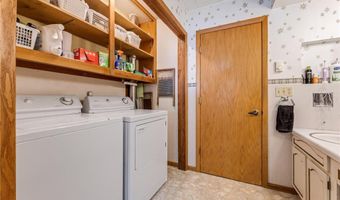 304 S 2nd St, Alma, WI 54610