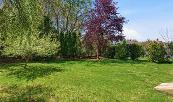 21 Citizen St, Cumberland, RI 02864