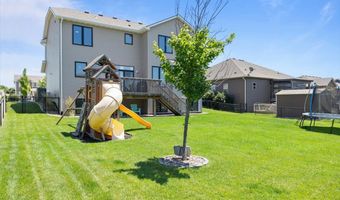 1704 NW Ridge Rd, Ankeny, IA 50023