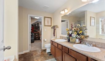8433 Vyners Ln, Avon, IN 46123