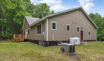 67 E West Ln, Belgrade, ME 04917
