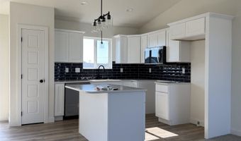 648 Valor Ct, Box Elder, SD 57719