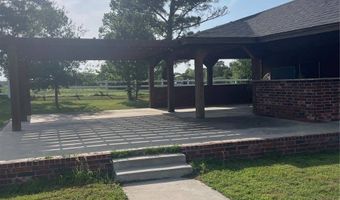 2284 E Roping Rd, Atoka, OK 74525