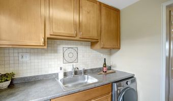 4352 N PERSHING Dr #43522, Arlington, VA 22203