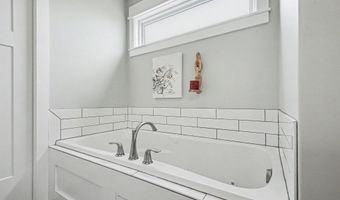 6610 Warner St, Allendale, MI 49401