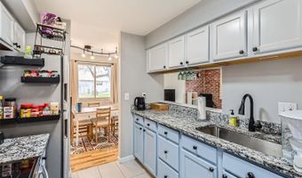 62 Newark St C, Aurora, CO 80012