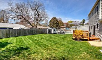 7 Court Ave, Barrington, RI 02806