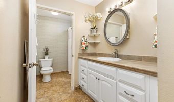 4121 Oak Island Ln, Fallbrook, CA 92028