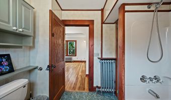 30 Munroe St, Bangor, ME 04401