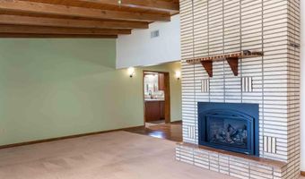 303 MESA Dr, Aztec, NM 87410