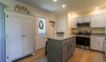 938 Stevens Rd, Barton, VT 05822