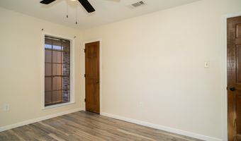 3736 Sessions Dr, Baton Rouge, LA 70816