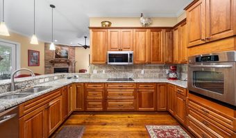 6120 NW 55th St, Bell, FL 32619