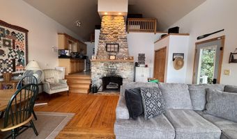 12 Lake Dr, Chesterfield, NH 03462