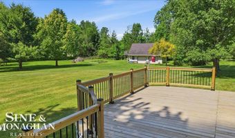 8892 Marr Rd, Almont, MI 48003