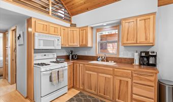 7979 Hyatt Prairie Rd 32, Ashland, OR 97520