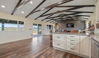 7122 E Langell Valley Rd, Bonanza, OR 97623