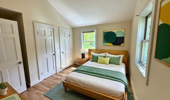144 Lake Morey Rd, Bradford, VT 05033