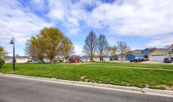 514 Griffin Oaks Dr, Central Point, OR 97502