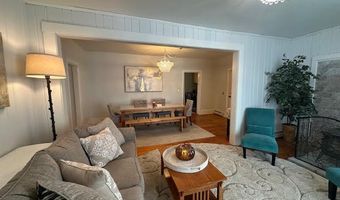 68 Park St, Belfast, ME 04915