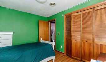 23 Oak Grove Blvd, North Providence, RI 02911